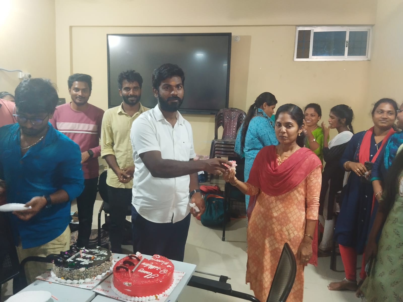 Kanchi Valluvan Gallery